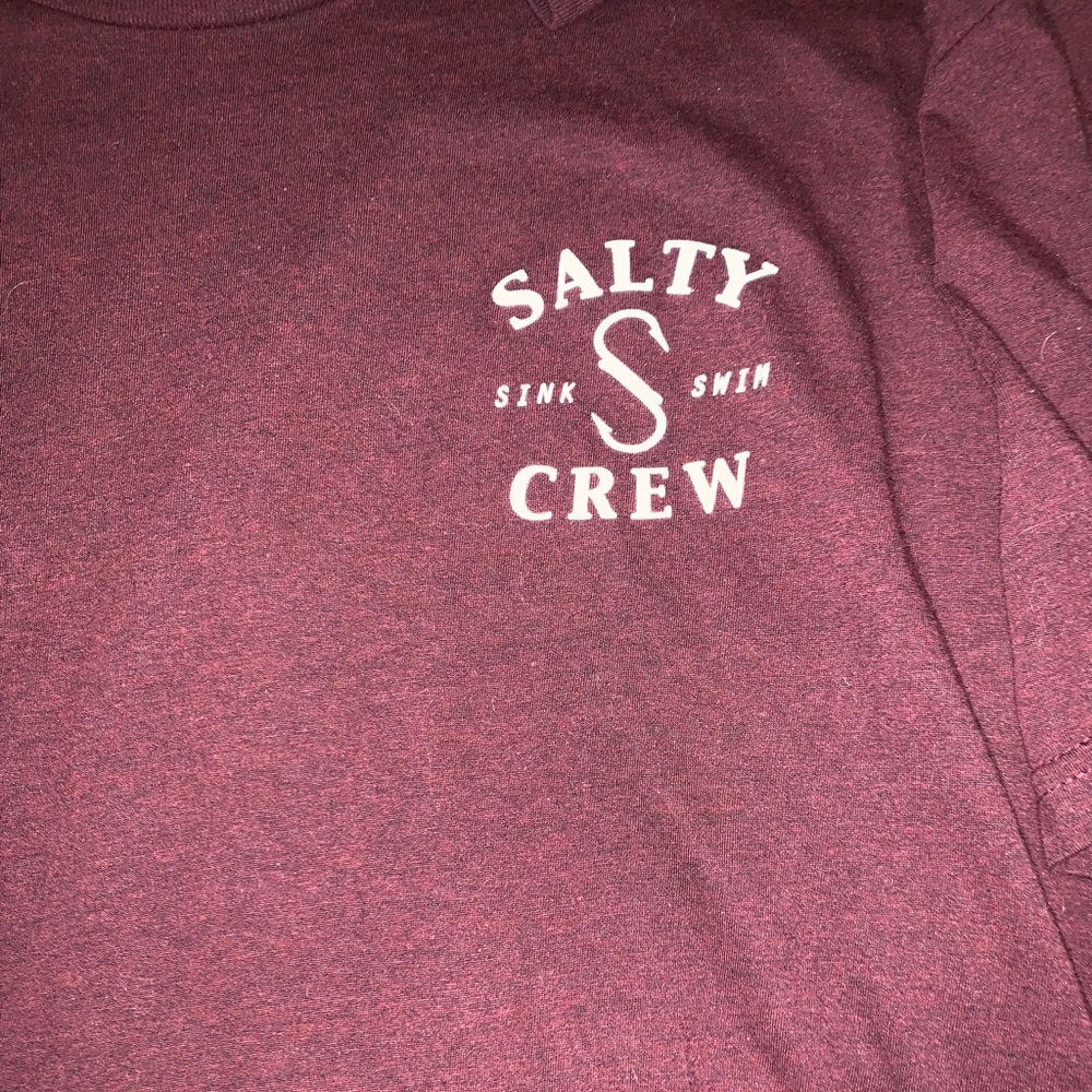 Salty crew maroon t-shirt